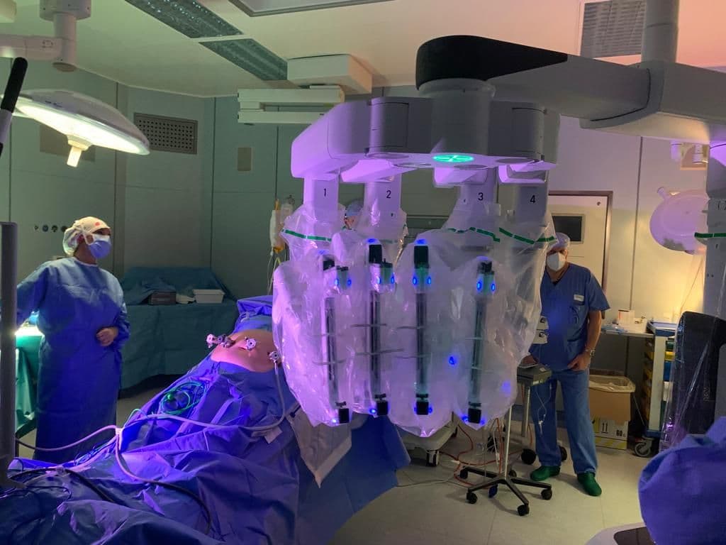 Chirurgia robotica: da gennaio, 177 interventi eseguiti nel Blocco operatorio dell'Ospedale di Circolo.